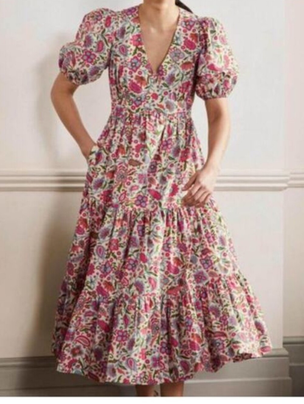 Women's White Puff Sleeve Tiered Midi Dress , Oriental Paradise size 8.